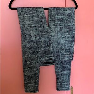 Not worn NWOT Jbrand skinny velvet black/grey 25